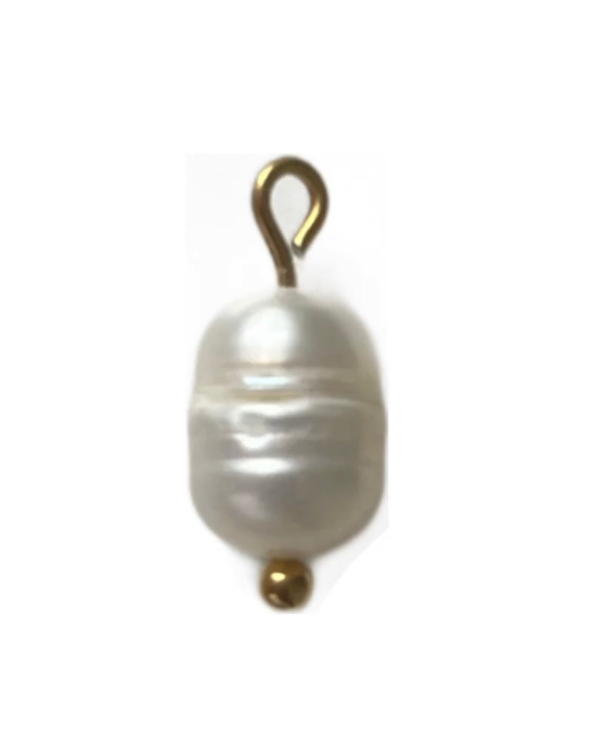 CHARM 83 / Perle d'eau douce 6 - 8x6mm