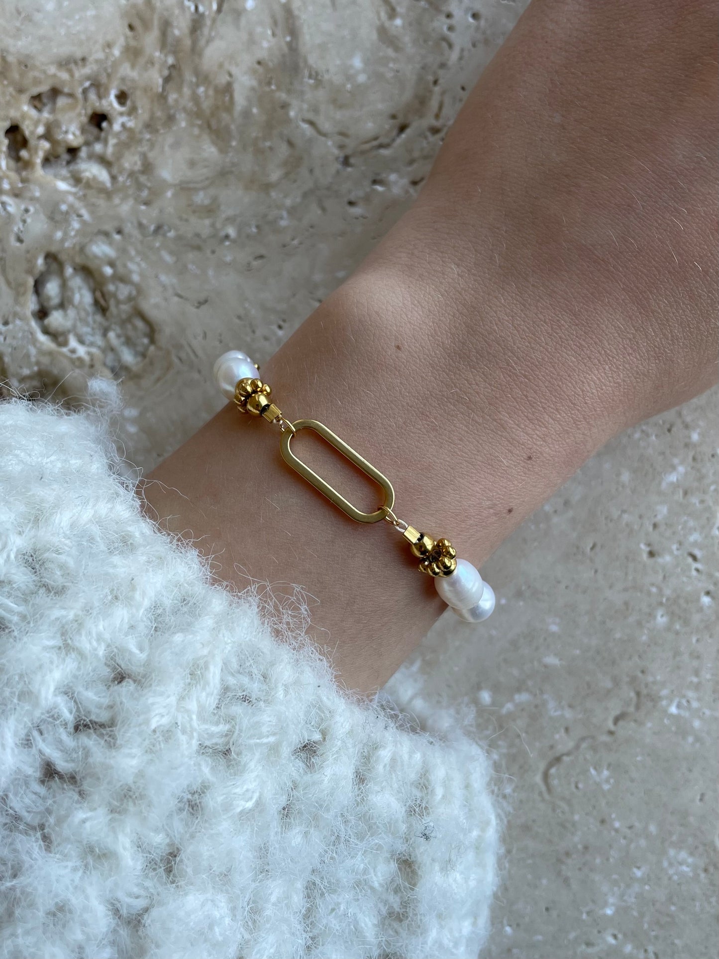 AÏNA CHARM
