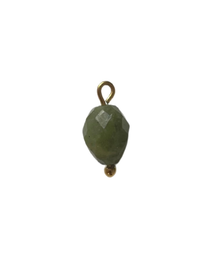 CHARM 85 / Jade thalandais 1 - 6x8 mm